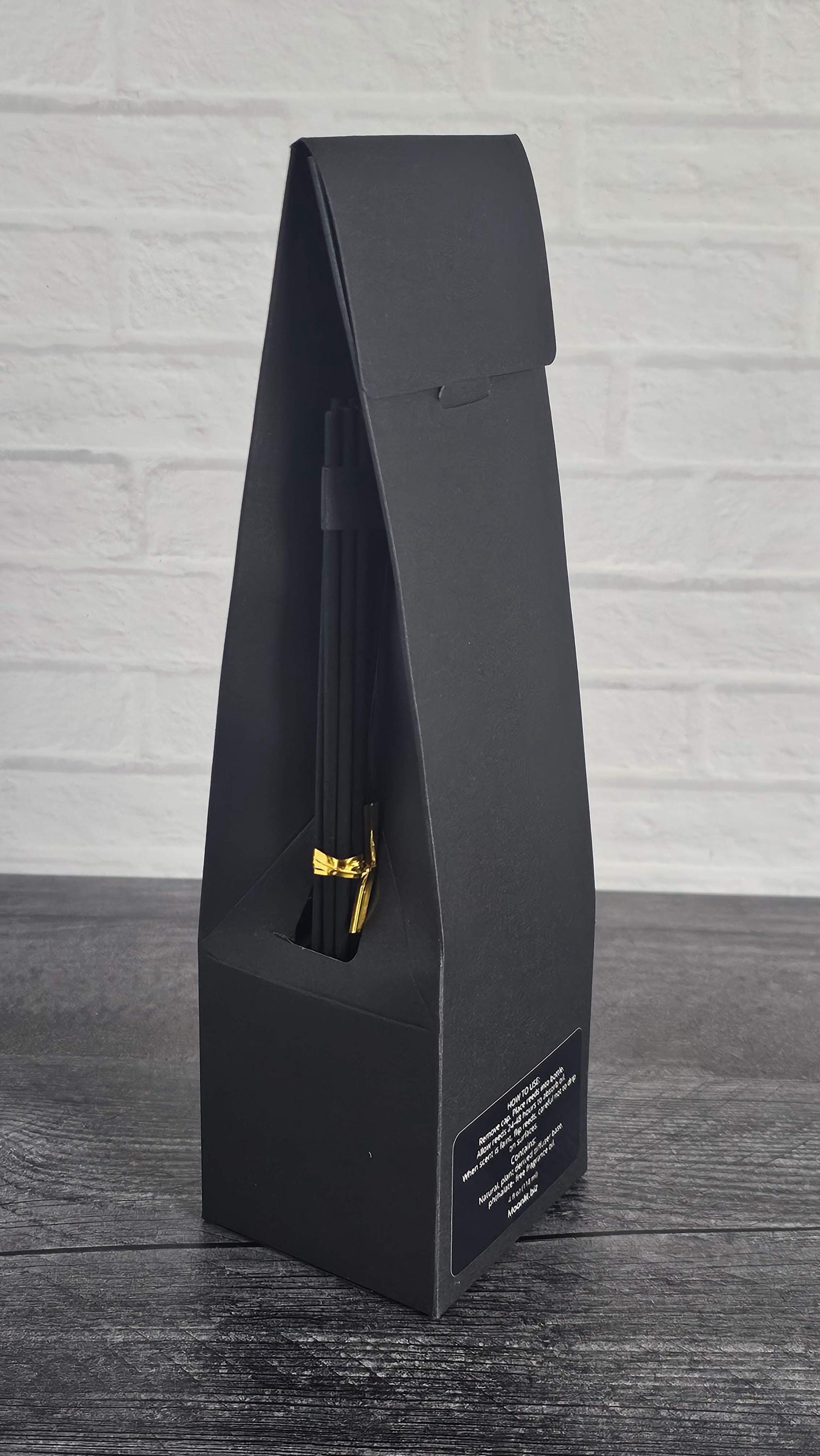 Reed Diffuser + Reed Sticks + Gift Ready Box